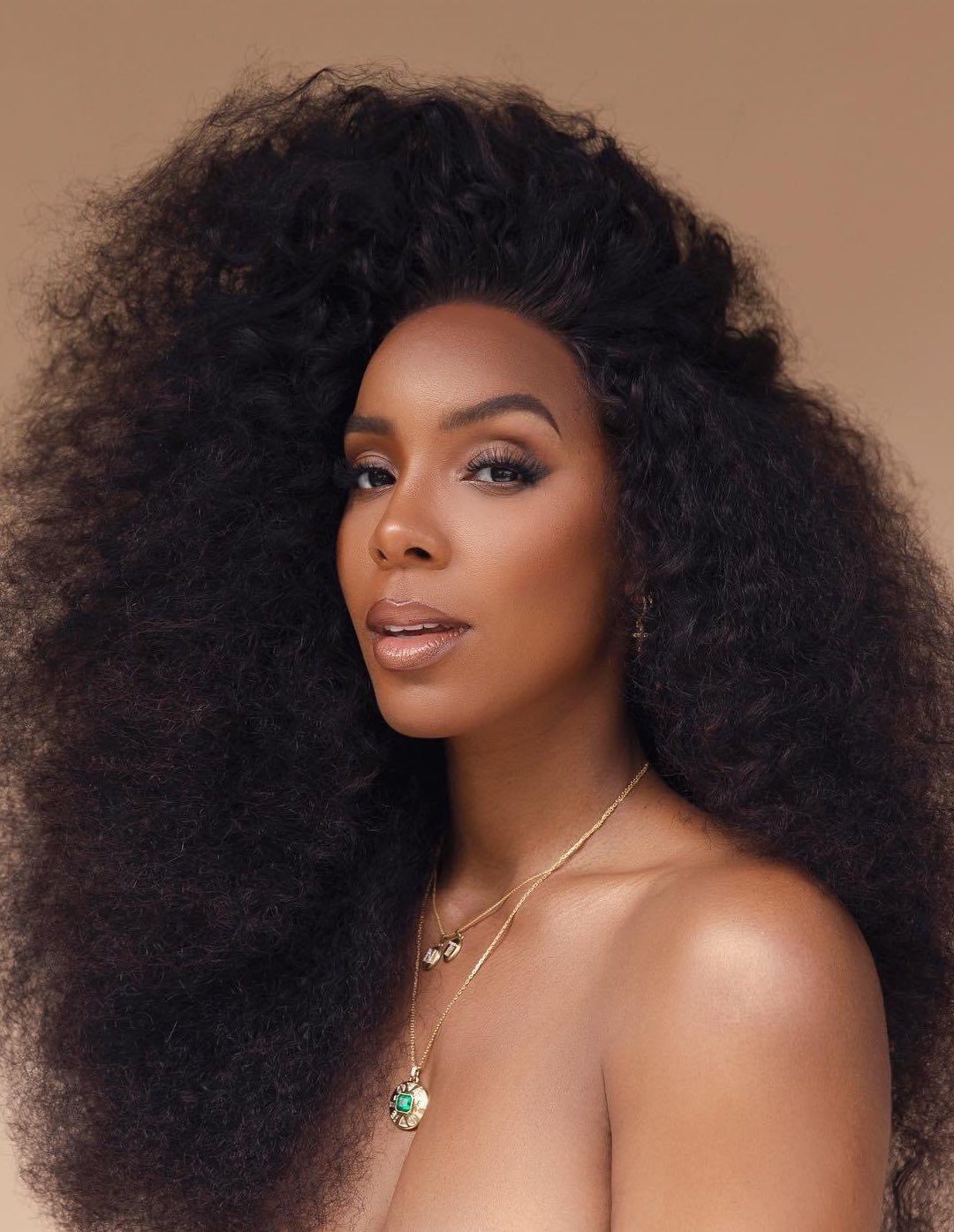 Happy birthday to the beautiful Kelly Rowland 