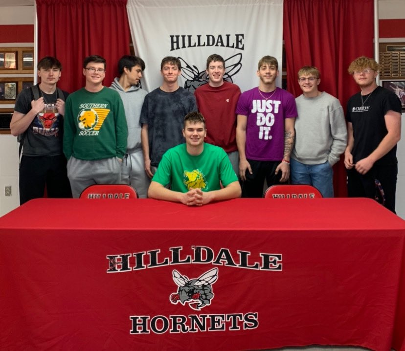 NailRylan's tweet photo. Blessed with the people and the support around me. I’m glad to say I’m fully committed and all in @MOSOFootball. #mssu22 https://t.co/Z3ibybcQ0F