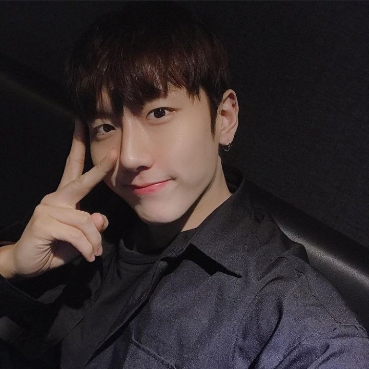 HrTmorVJEv6hRP7's tweet photo. 🎉12022022🎉
🧡HAPPY EUNSU DAY🧡
Happy birthday to handsome man
#Eunsu #EunsuDay #HappyEunsuDay
#MyTeen @myteen_official https://t.co/aa9cH0VhdH