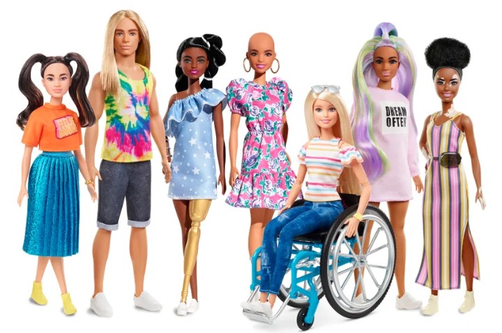 OneNought_One's tweet photo. But in 2016, @Mattel finally launched a collection that made Barbie a symbol of inclusivity. With more diversity in body types, skin tones, hairstyles, and cultures Barbie finally became relatable and relevant.

#Barbie https://t.co/n6wHcsLOLP