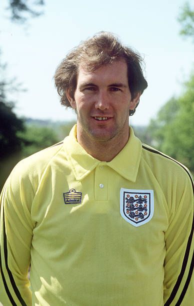 robertmdaws's tweet photo. #JoeCorrigan . He won just 9 #England caps despite being an excellent keeper ...he was just unlucky that we had several other outstanding stoppers in his time https://t.co/fuAuskGcbm