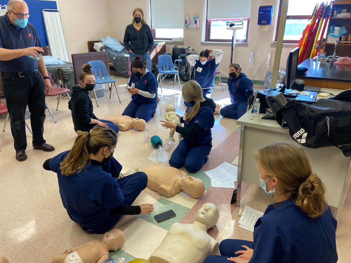 Karen Amber tweet media