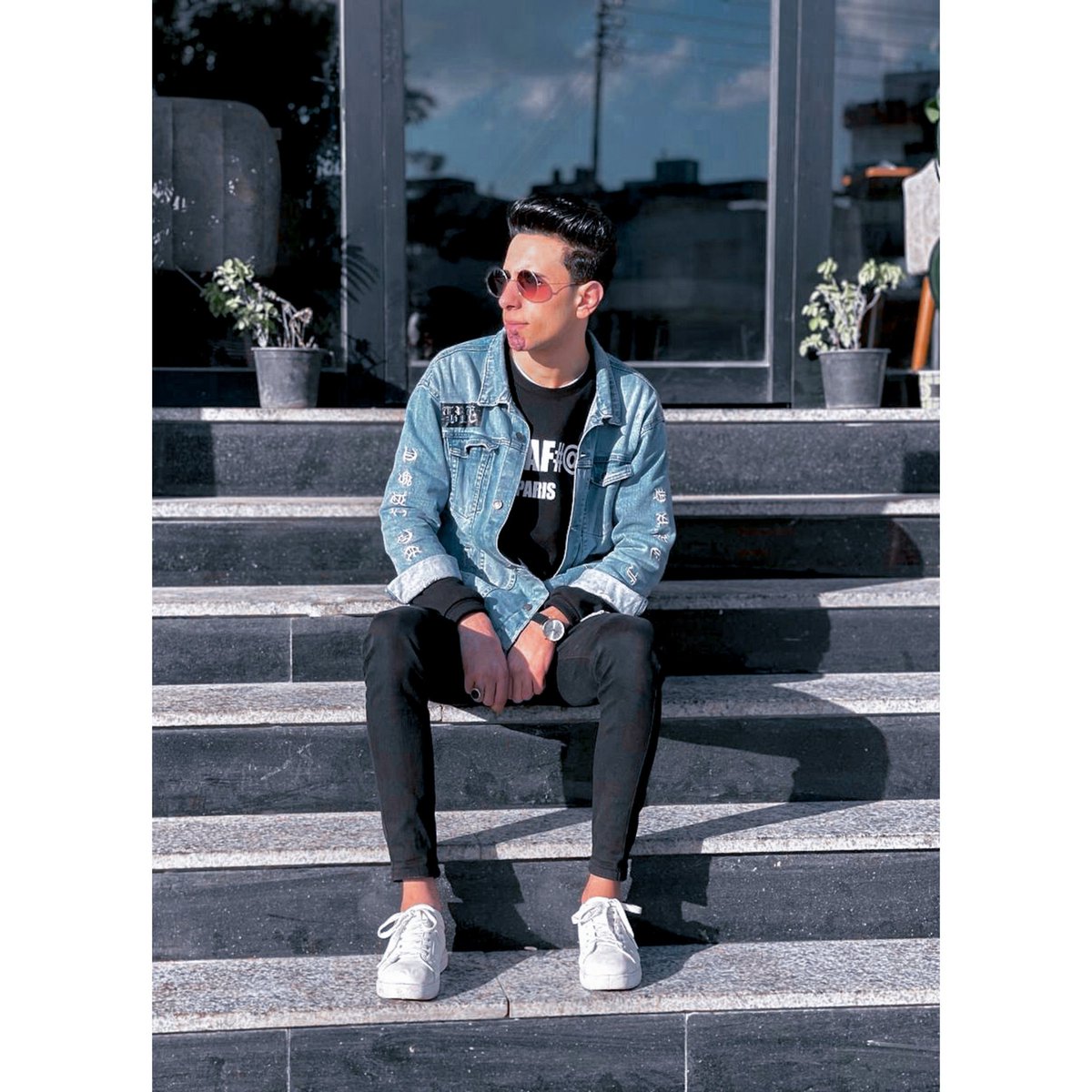 الي احناا مش ف حيااته يبقا الحلو كلو فااته.. 😉