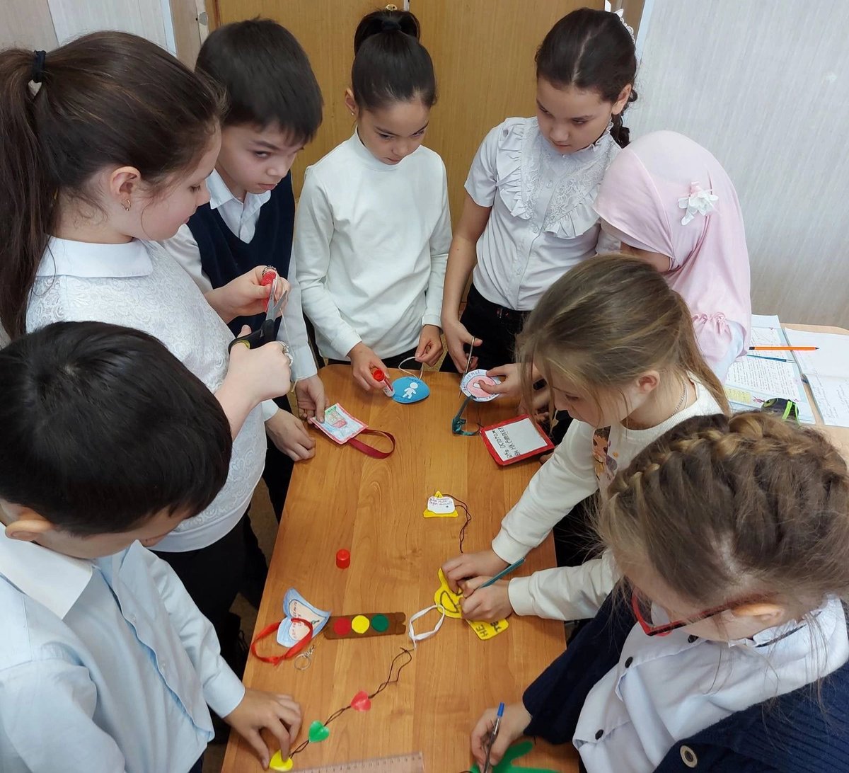 Самое активное участие в акции #ЖизньВажнееСкоростиСамара приняли ученики 3а класса
<a href="/depsamobr63/">Департамент образования Администрации г.о. Самара</a>