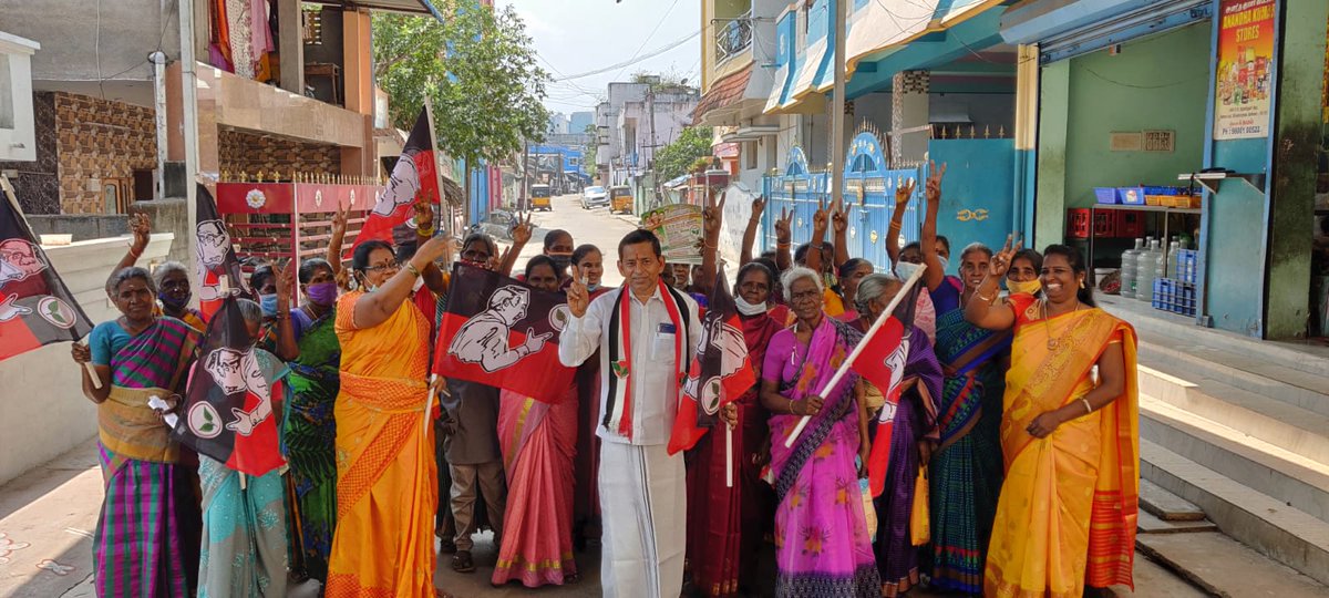 Sampathkumar_AV's tweet photo. வெற்றி ஒன்றே இலக்கு ! ✌🌱

உங்கள் வீட்டு பிள்ளை - A.V. சம்பத்கு���ார் 

உங்கள் ஓட்டு - இரட்டைஇலைக்கே !

தேர்தல் நாள் : 19-02-2022

#VOTE_FOR_ADMK 
#VOTE_FOR_SAMPATHKUMAR
#தாம்பரம்_மாநகராட்சி_59வது_வார்டு https://t.co/d1Czs7upwe