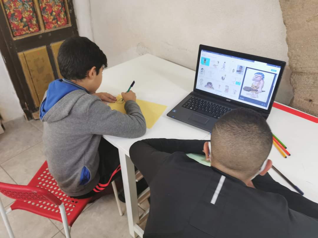 Aujourd'hui chez Art et Vie, remise à niveau pour les enfants de l'accompagnement scolaire.