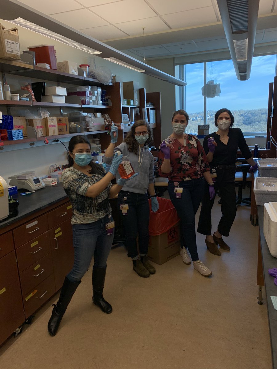 Some of the brilliant women of <a href="/thehandiestlab/">HandLab</a> doing one last huge experiment before @aeoveracre heads to greener pastures! So fortunate to work with this crew for the last few years. <a href="/AnsenBurr/">Ansen Burr</a> <a href="/AmritaSTEMinist/">Amrita Bhattacharjee ( Ohm-Ree-Tah)</a>