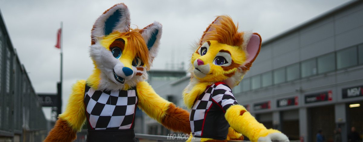 🧡🏁🏁🧡

🦊 <a href="/FuzzerFox/">Fuzzer</a>
🐱 <a href="/KittyD_uk/">KittyD</a> 

#FursuitFriday