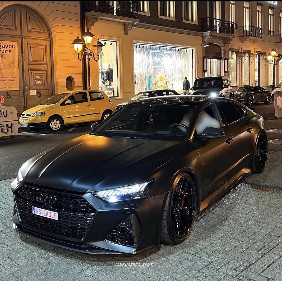 LUXURY 🏁 tweet media