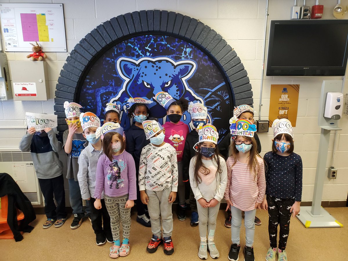 EiMbain's tweet photo. The Grade Ones are 100 days brighter!!!
#EIMjaguars
#100sday https://t.co/sQIQ4xpdM9