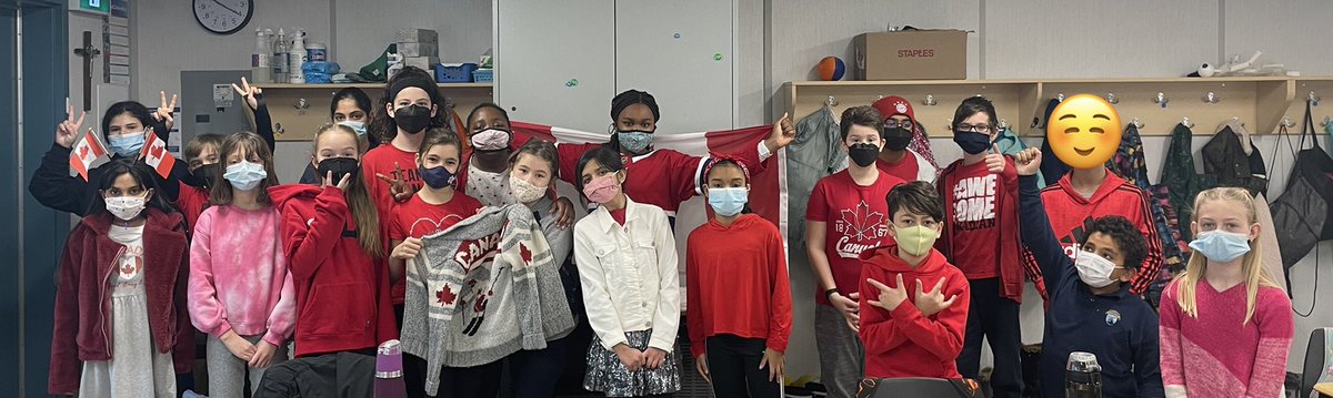 StMaryOakville's tweet photo. With glowing hearts, we celebrate our Canadian Winter Olympians! Go Canada Go! https://t.co/FFuj4iYun8