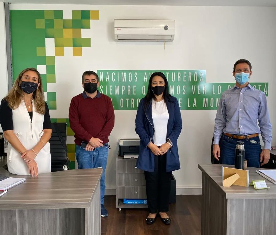 SoherElSukaria's tweet photo. Visitamos junto a @marcelino__ a  @OxalaTravel una empresa cordobesa con espíritu innovador destinada a ofrecer al viajero una experiencia innovadora. https://t.co/BP3wnNH3AD