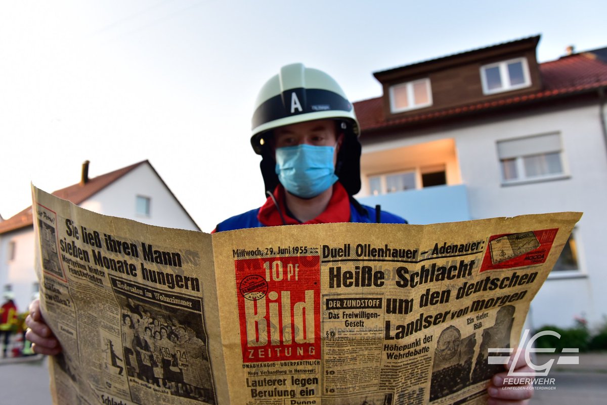 FeuerwehrLE's tweet photo. Nach DEM Twittergewitter erstmal die liegengebliebene Zeitung lesen 😉.
#lasttweet #WirFürLE #FreiwilligStarkFürLE #LE112 #InfoFürLE #FFLE #Ehrenamt #112live https://t.co/QrpLD3kNg4