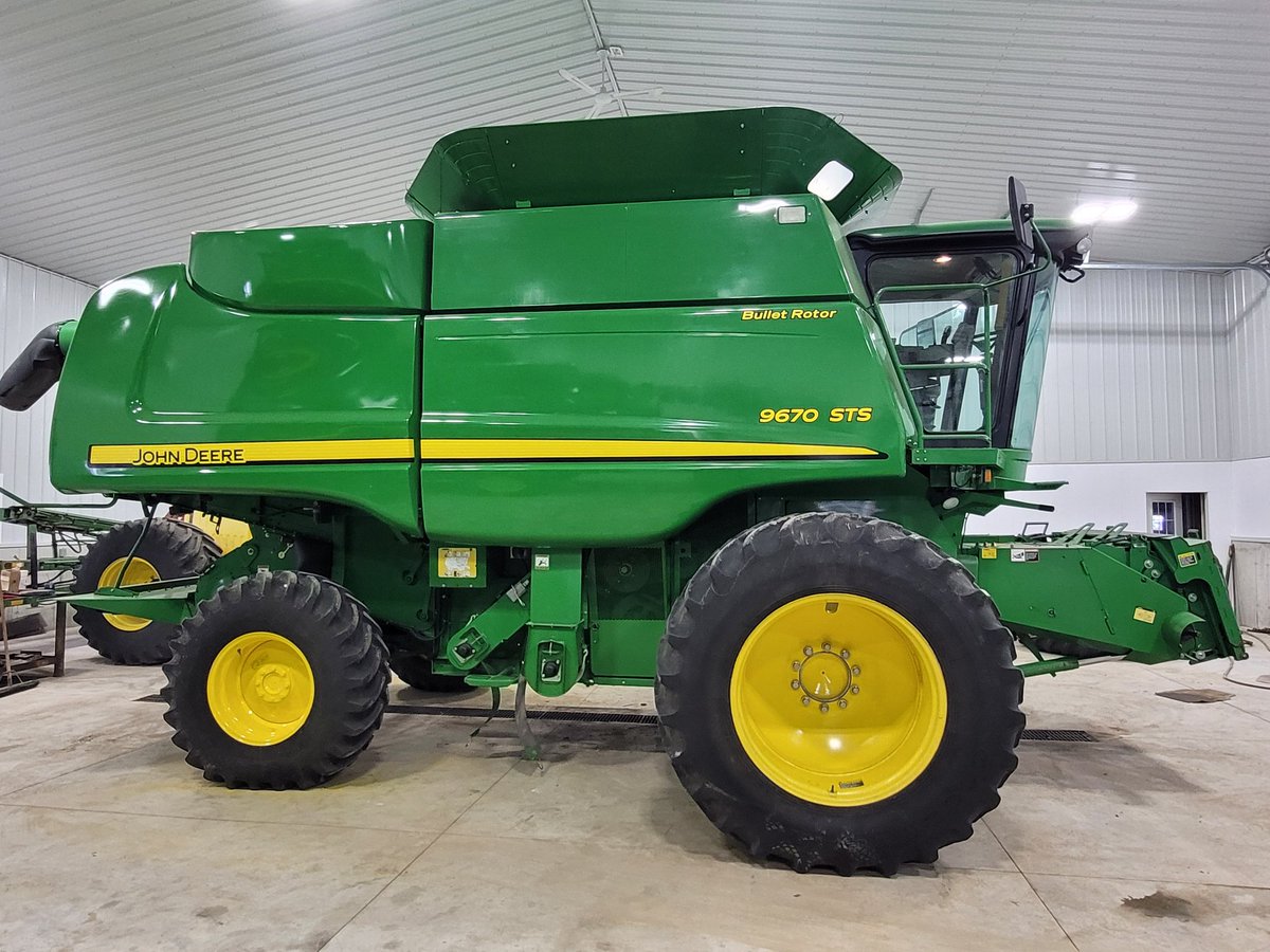 For Sale:

John Deere 9670 STS Combine, 2008 model, contour master, HD reverser, auto track ready, 20.8 r38 duals, high unload rate auger, contour master, 3000 eng hours, 1800 sep hours

125,000$ CAD

Shipping available. 

Call or text 5194642833/DM me. 

Please Retweet!