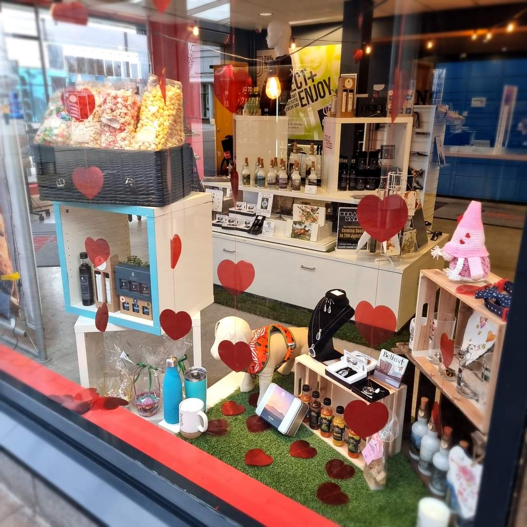 🎁 𝗚𝗶𝗳𝘁 𝗦𝗵𝗼𝗽 𝗥𝗲𝗹𝗮𝘂𝗻𝗰𝗵! 🎁

Browse an amazing range of gifts from across Northern Ireland at The Junction Visitor Information Centre!

Our friends at Urban Market are delighted to bring you the 𝗕𝗲𝘀𝘁 𝗼𝗳 𝗟𝗼𝗰𝗮𝗹.