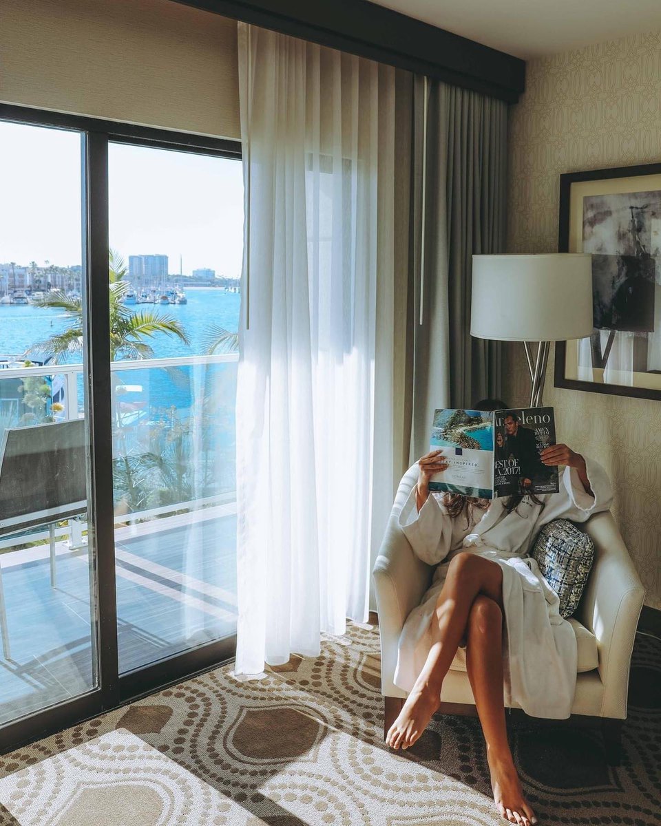 On vacation at Marina Del Rey Hotel, don’t text. #MarinaDelRey