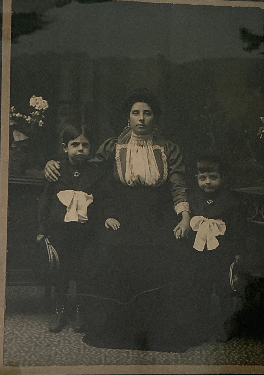 Lisa Winkler tweet media