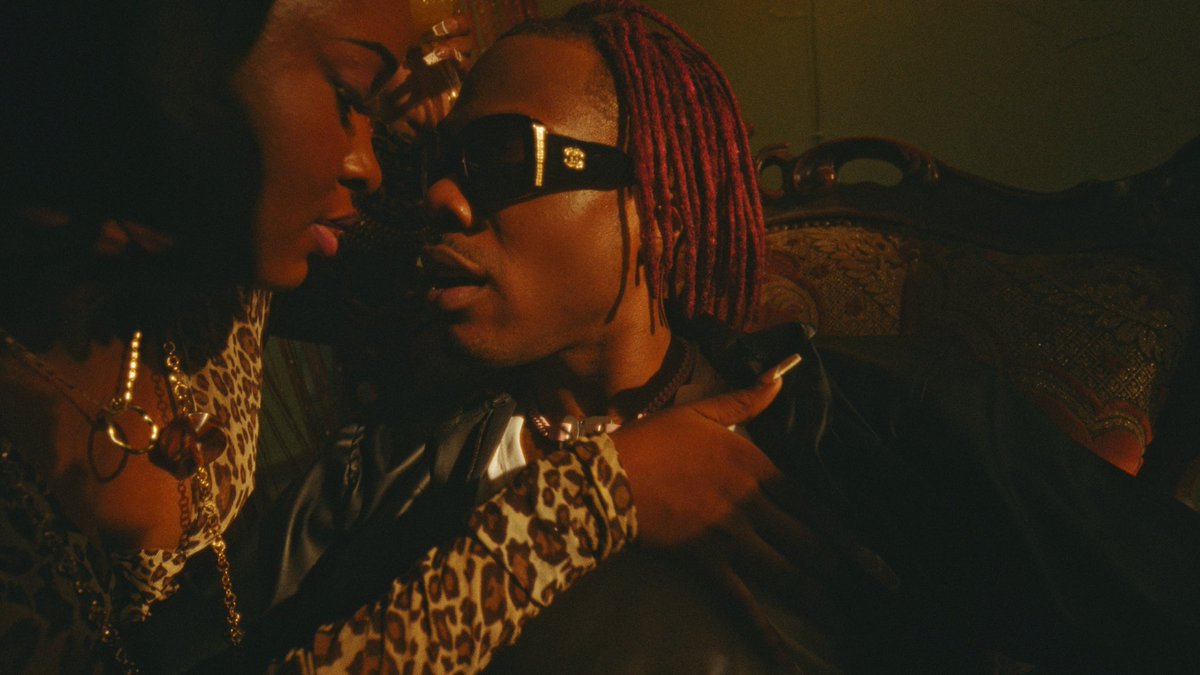 priorgoldpictures tweet media