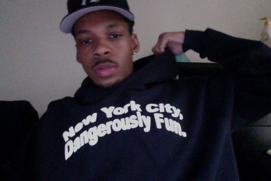 RETR0000's tweet photo. I made some hoodies, prints too
https://t.co/4t28KAM7ed 
(reading is fun, please read before purchasing) https://t.co/bucx65Skso