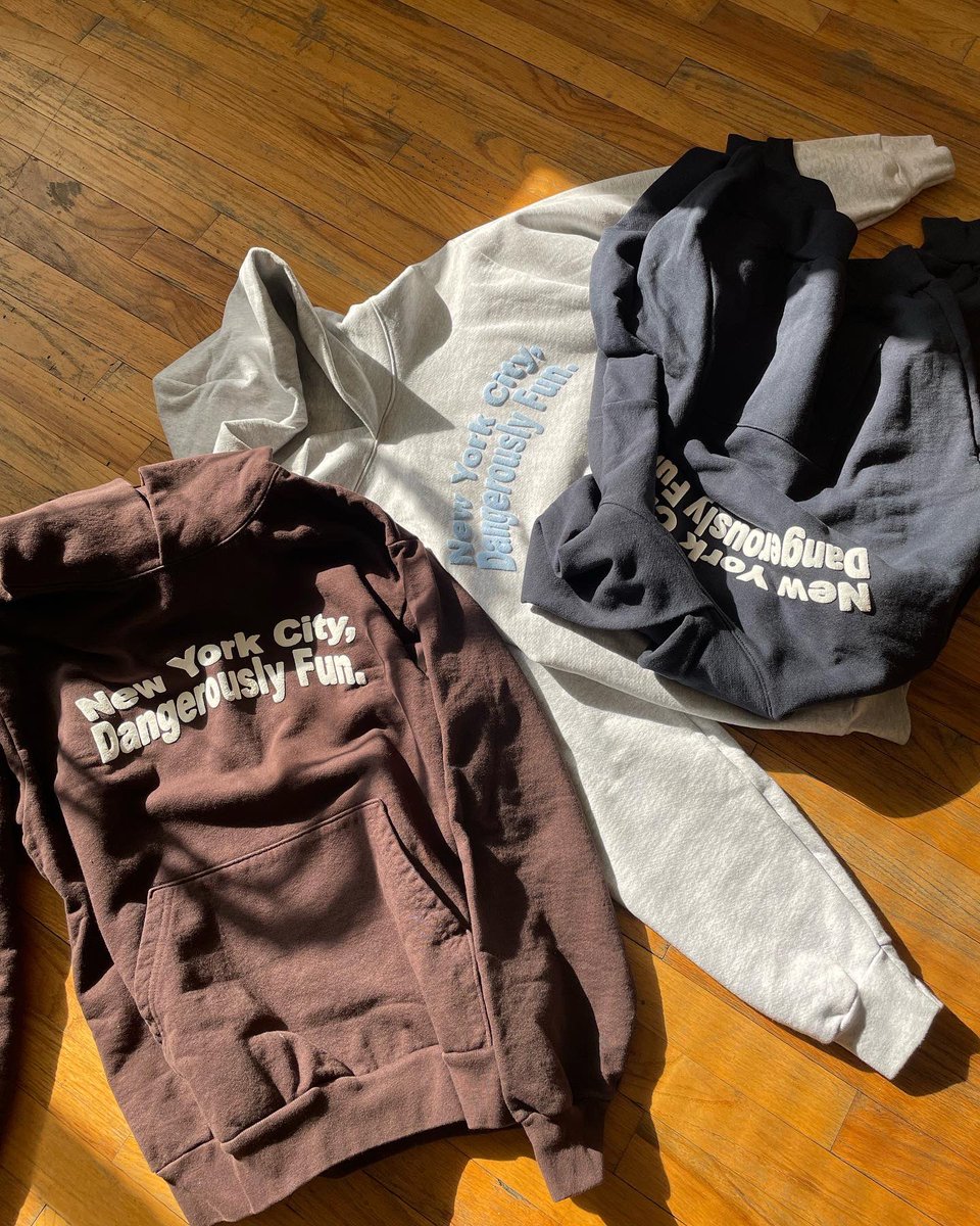 RETR0000's tweet photo. I made some hoodies, prints too
https://t.co/4t28KAM7ed 
(reading is fun, please read before purchasing) https://t.co/bucx65Skso