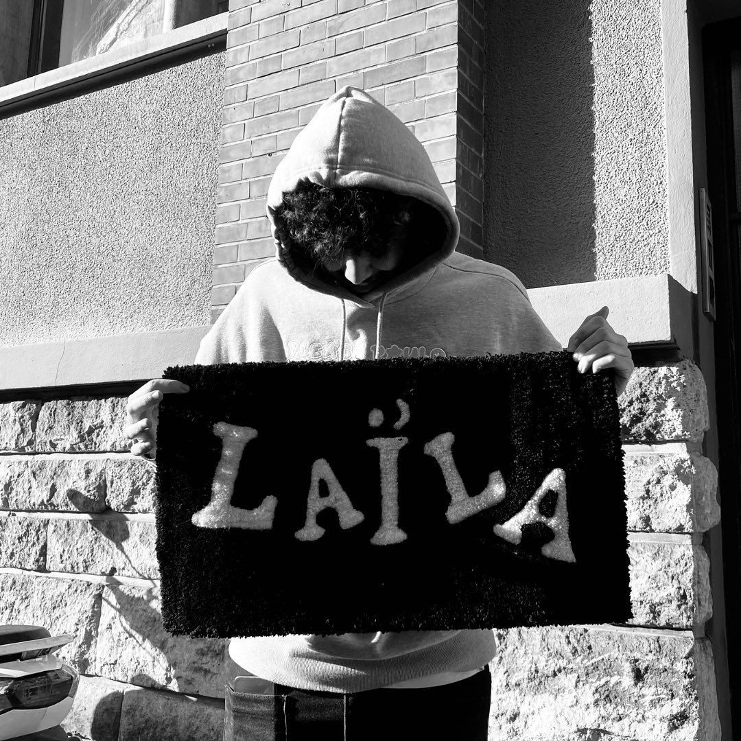 Constant_Fossey's tweet photo. Tapis « LAÏLA » pour @Khaligidilit 

Très fier de voir mon travail en dessous de cette cover incroyable ! ✨

Merci @Khaligidilit @nielsixxi 🙏 https://t.co/3HBgZRtHoV