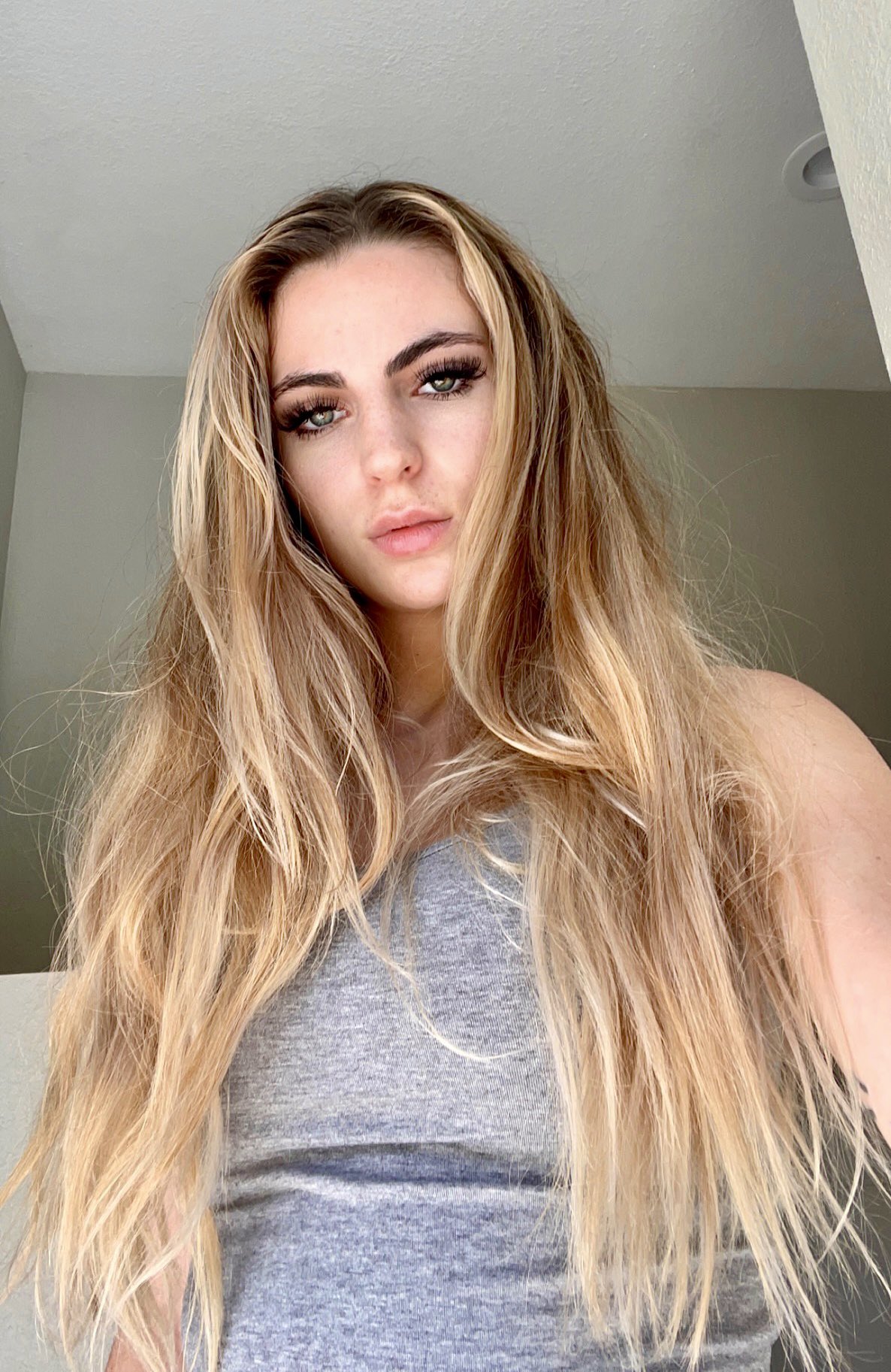TW Pornstars - Lil’ Luna. Twitter. I am a lioness 🦁. 7:38 PM - 11 Feb 2022
