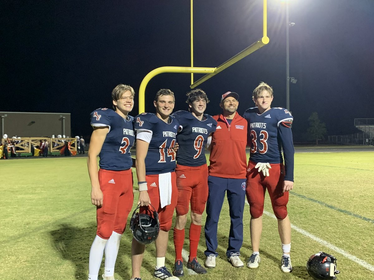 Dustin Veach tweet media