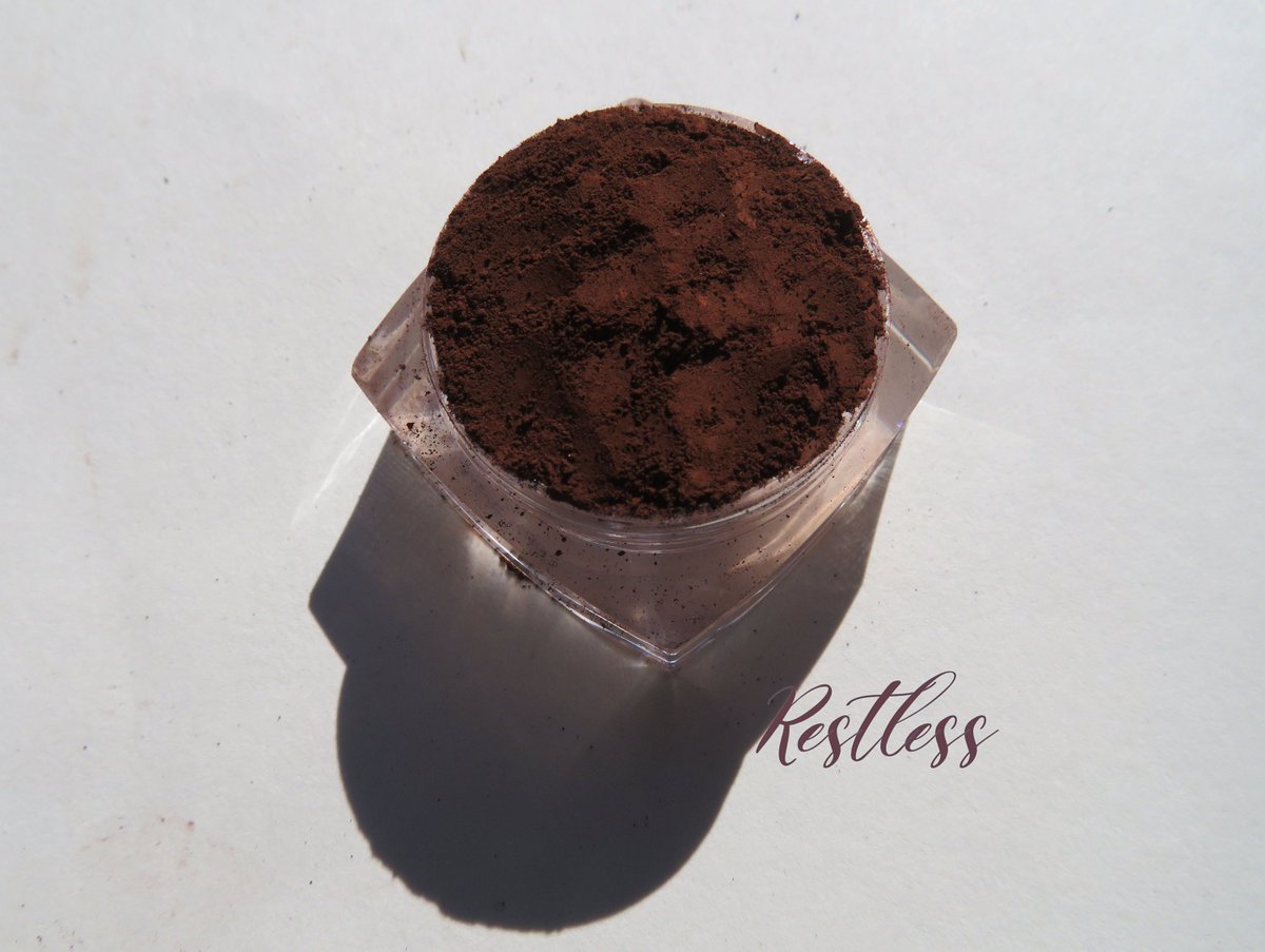 overallbeauty's tweet photo. RESTLESS - Vegan Matte Red Brown Mineral Eyebrow/ Eyeshadow | Loose Pigments | Mineral Eyeliner | Mineral Makeup Eye Shadow https://t.co/QlgpcSaM3o #mineralmakeup #vegan #Etsy #kmms #EyebrowPowder https://t.co/Wgb8AV9ABm
