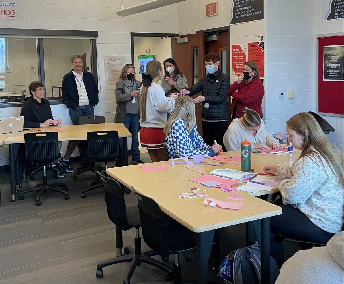 #APMicro students were able to hand deliver some #econvalentines to superintendent Dr. Merrigan and members of the BV Board of Ed. 
After a year of answering FRQs on "Merriganland" this was a good day. Thankful for leaders who carve out time to visit ⁦<a href="/westjags/">Blue Valley West</a>⁩