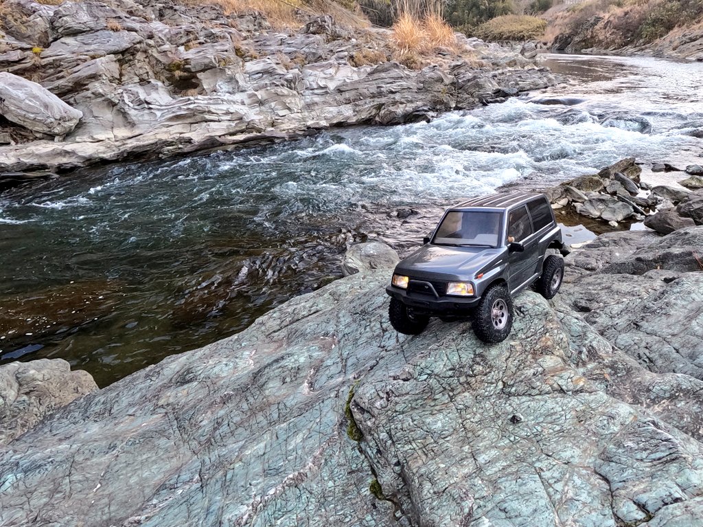mt_cc01's tweet photo. 5時起きで早朝アタック!
寒さに耐えきれず撤収w
#tws #twsCTS #twsVTR4x4
#scalecrawler #スケールクローラー https://t.co/IgNHYF9u1W