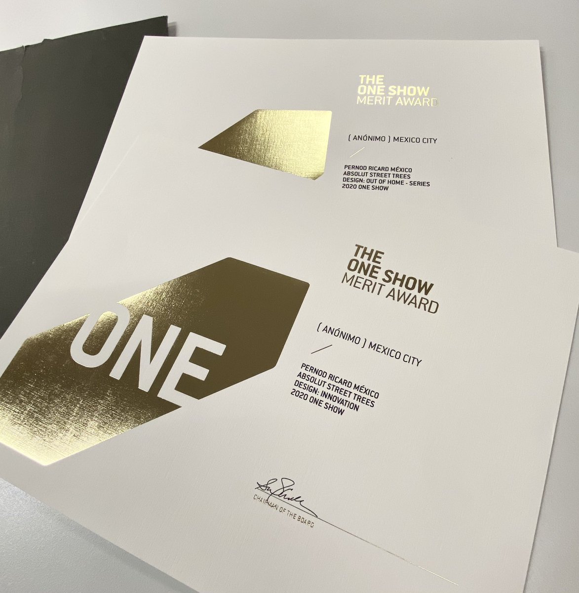 ¿Alguien sabe dónde puedo hacer un trofeo trucho de estos merits?