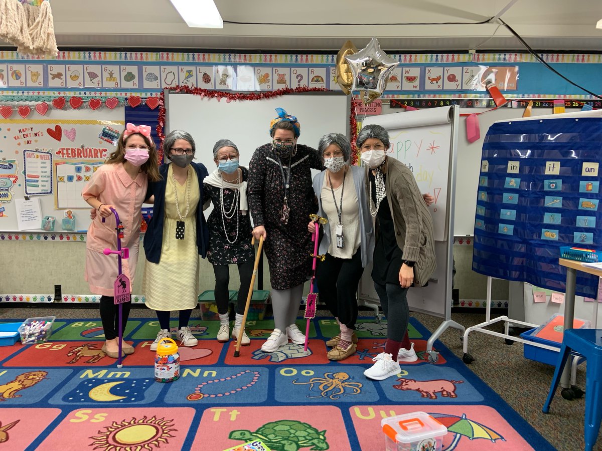 NorthCreekElem's tweet photo. Best Kindergarten team ever! https://t.co/sG3YjVxk9V