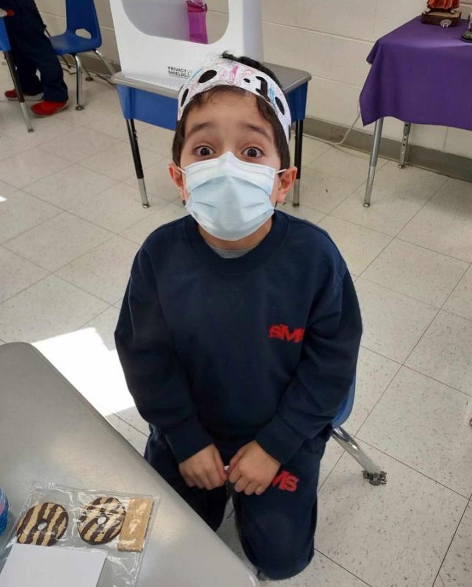 SMSCrusader's tweet photo. Kindergarten celebrates their 100th Day of School &amp; how much they have learned since starting school. #WeLoveSMS #100daysofschool #nostoppingmenow https://t.co/1Gxgrd6Mtq