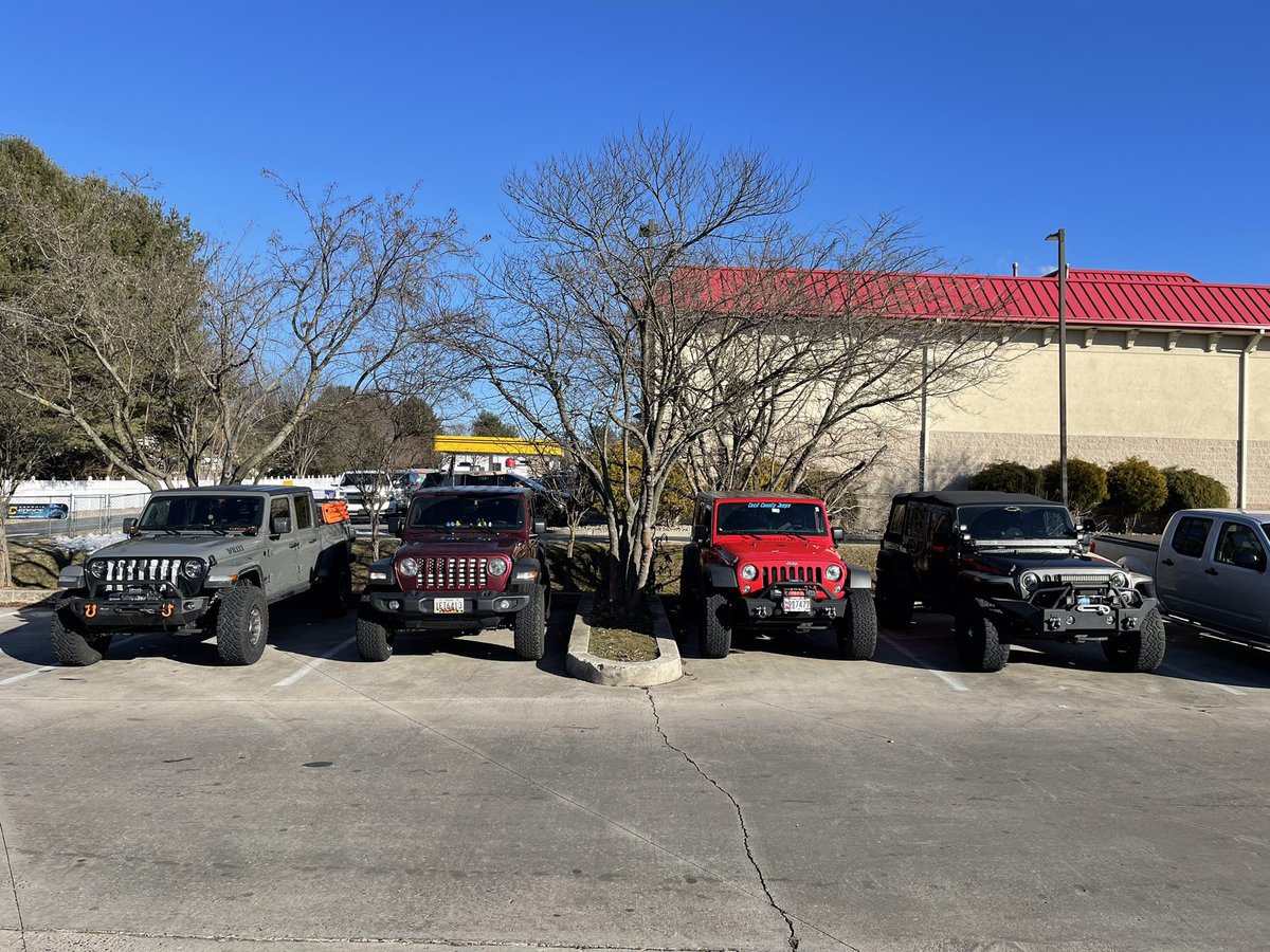 bankerdw's tweet photo. #jeep #cecilcountyjeeps #jeeplife #jeepbrotherhood https://t.co/3IpEBh4LjY