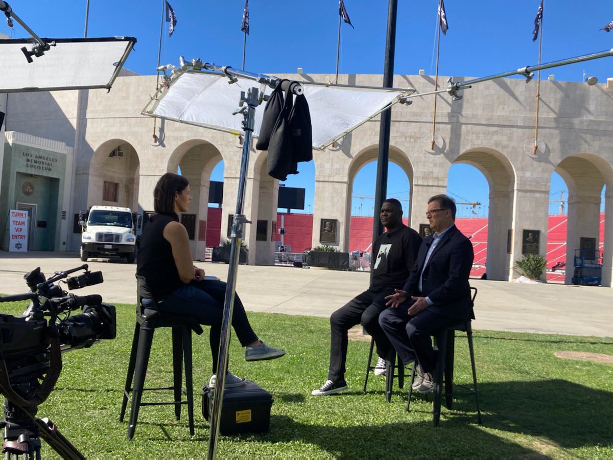 danajacobson's tweet photo. Tomorrow on #CBSSaturdayMorning my convo w/ @keyshawn & @BobGlauber about their book #TheForgottenFirst detailing the stories of the 4 men who broke the pro football/@nfl color barrier in 1946, 1 year before Jackie Robinson did the same in MLB. The names we SHOULD know. https://t.co/f6V4cNqMbR