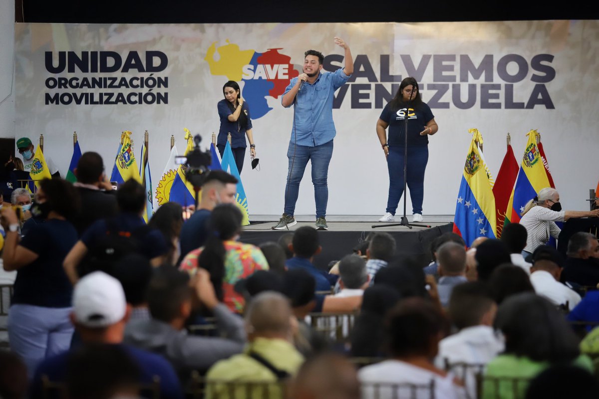 BrennerABarrios's tweet photo. El día de hoy nos organizamos, nos articulamos y el día de mañana nos movilizaremos para salvar Venezuela.

Llegó el momento de volver a la acción por la libertad del país.

#SalvemosVenezuela https://t.co/i0hidHInfz