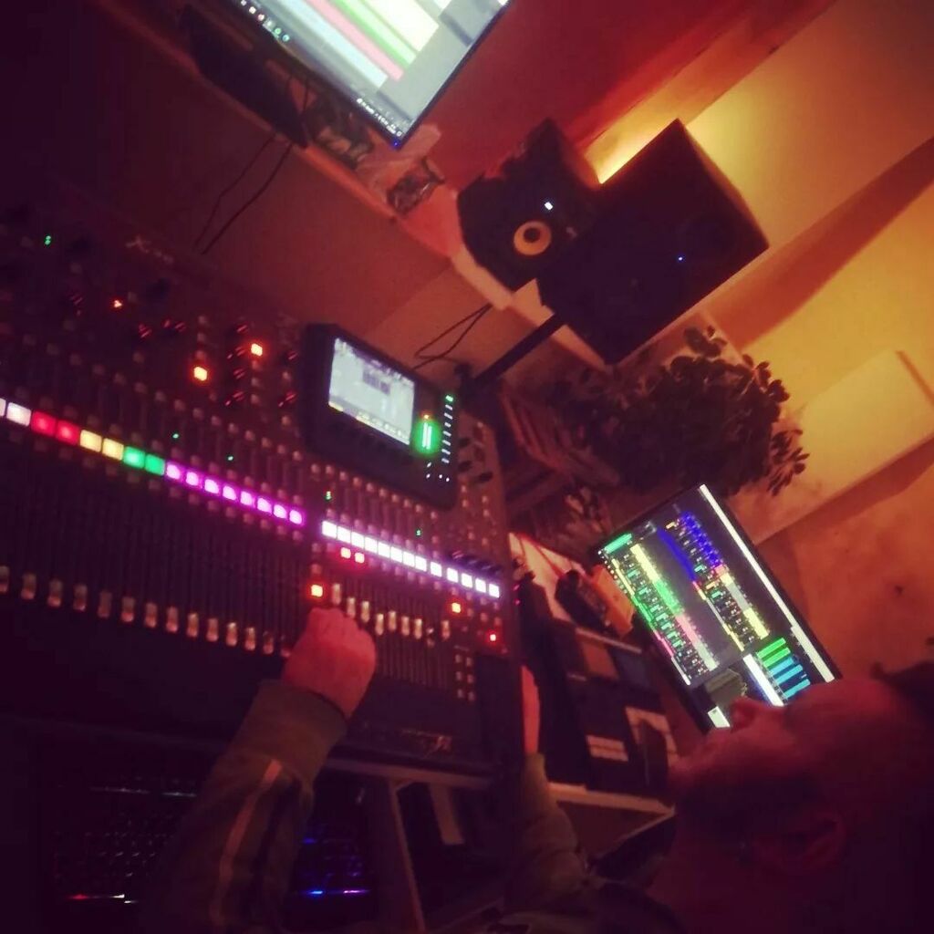 45nanometer's tweet photo. the #dub is back! first dub record after 12 years with the old gang @dk.tontechnik &amp; @drooooooog

#dubmusic #electronicmusic #reggae #reggaemusic #studiolife #dubnation #leescratchperryiseverywhere #zapfanlageimstudio #scheissaufpromofotos https://t.co/1YSFPgX3bc https://t.co/gbRy4CjwLY
