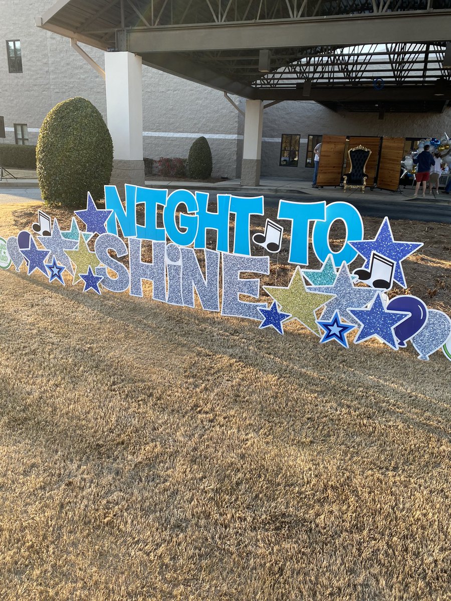 jforsyt2's tweet photo. Had a great time tonight at the Tim Tebow Night to Shine event celebrating some of the most incredible individuals! Grateful for the opportunity! #nighttoshineeagleslanding @eagleslandingch https://t.co/s4bPDw3hKb