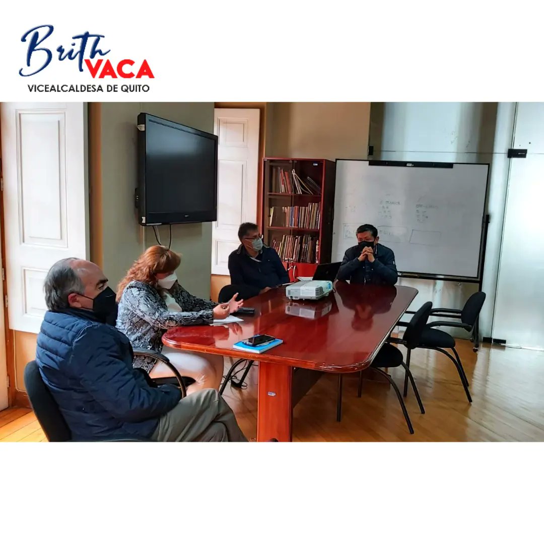 brithvaca's tweet photo. 📌 Avanzamos por la #Educación, recibí informes íntegros y pormenorizados de los proyectos de la U.E.M #JulioMorenoPeñaherrera y de la U.E.M #HumbertoMataMartínez.
✅Juntos VAmos por la transformación de la #Educación 📊📝
#BrithVa.
#BrithEsEducación
@EducacionQuito https://t.co/dxV6XpUEnA
