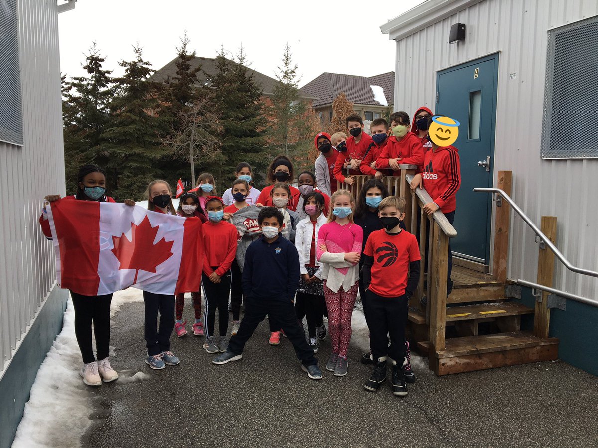 Nos cœurs <a href="/StMaryOakville/">St. Mary Oakville</a> sont remplis de fierté et de joie pour <a href="/Equipe_Canada/">Équipe Canada</a> / Our hearts are filled with pride &amp; joy for <a href="/TeamCanada/">Team Canada</a> ❤️🇨🇦❤️ @missrosehart