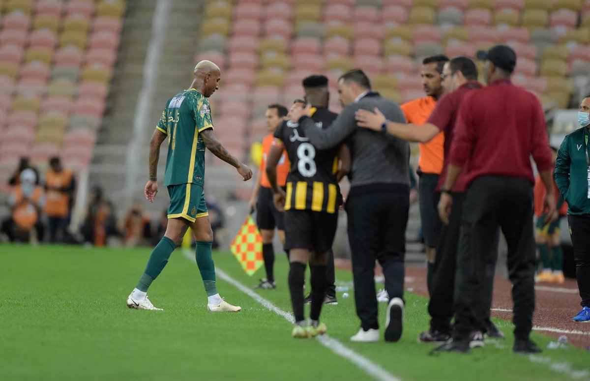 ittihad's tweet photo. 📸| روووح 👋 https://t.co/f8tIgBKpw4