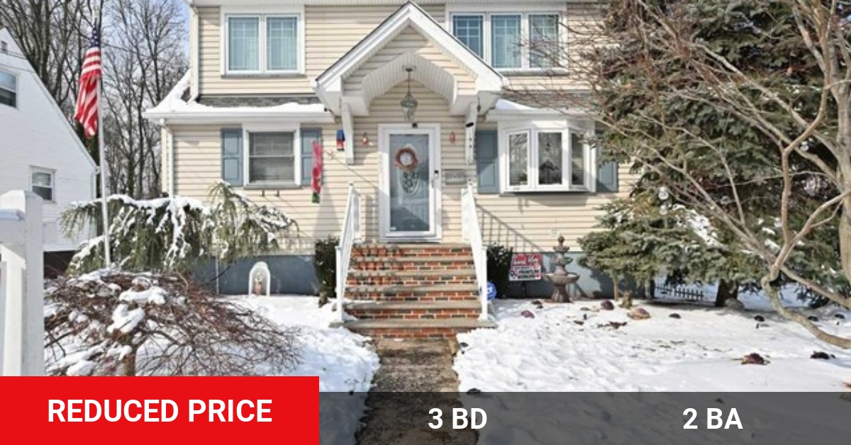 REMAXALLCOUNTY's tweet photo. 📍 Reduced Price 📍 This recently reduced home at 697 Briarcliff Avenue in Maywood won't last long, so, don't wait to set up a showing! Reach out here or at (201) 370-2920 for more information! https://t.co/xenkV4q46d https://t.co/PIWs4yYkuB