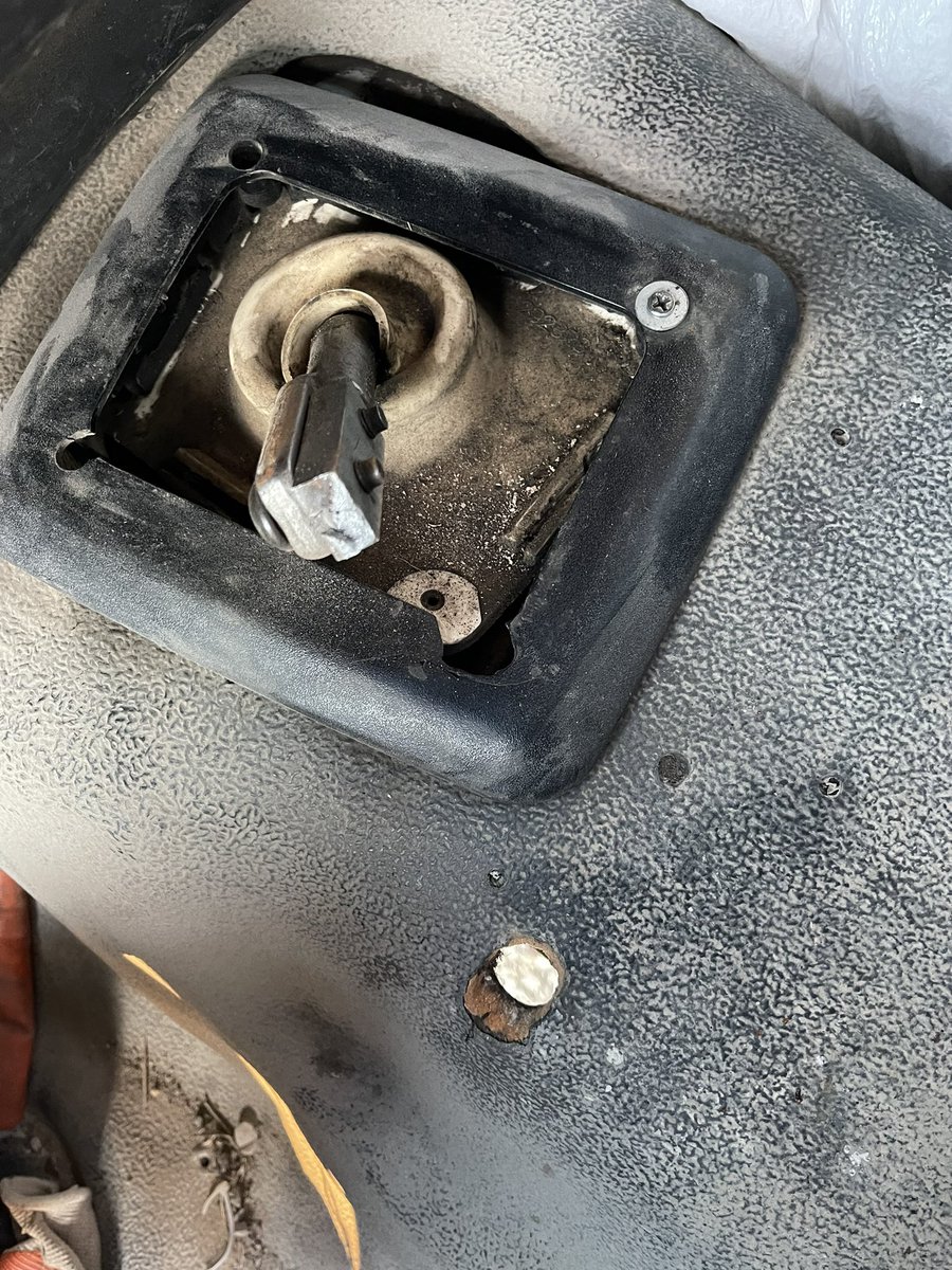 ColtForTexas's tweet image. That is not very cash money of you