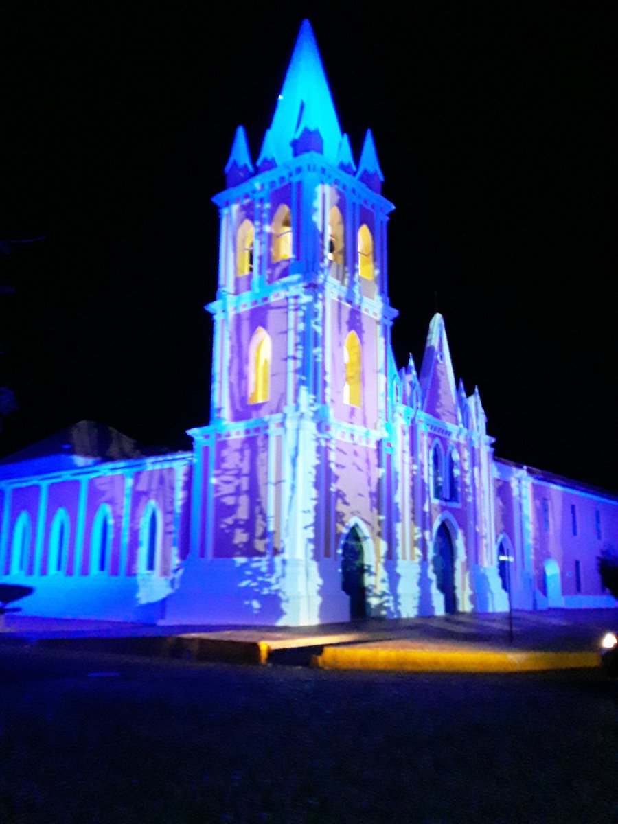 JuanGotopo's tweet photo. Visita nocturna al Centro Histórico de Coro por parte de los delegados de la Oficina de Turismo de Curazao. 🇻🇪🇨🇼

#Coro #Curazao #CentroHistorico #PatrimonioMundial https://t.co/k1Z1xfBTCW