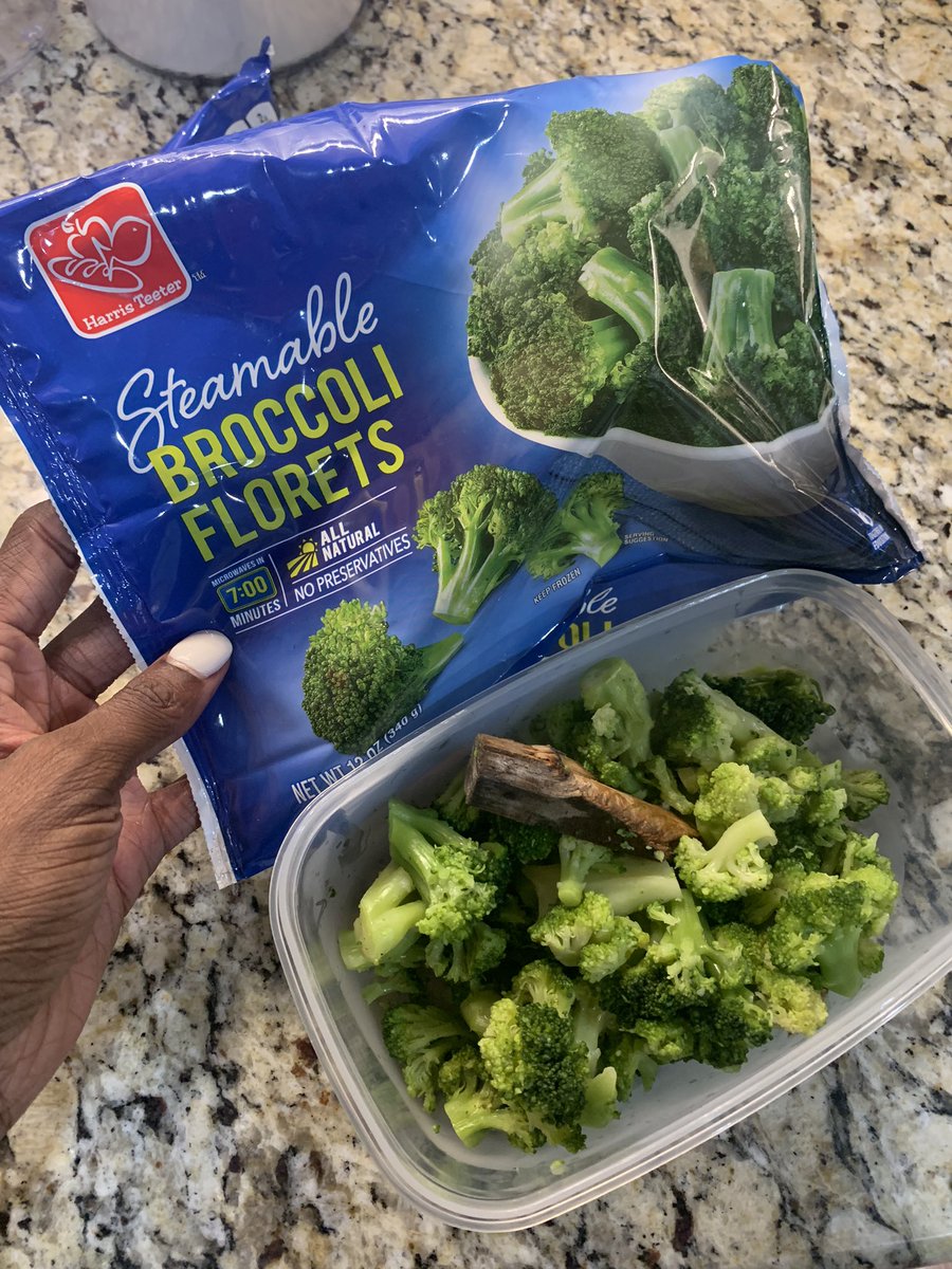 IAm_DClark's tweet photo. There are also small pieces of wood chips inside. I have never seen anything like this and am concerned for others who may be at risk of experiencing this and consume it if they are not as easily detectable as this @HarrisTeeter @USDAFoodSafety #HarrisTeeter #USDAFoodSafety https://t.co/TiUue8TSCK