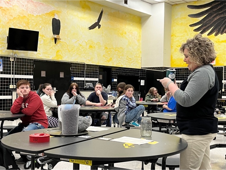 eagles_jcms's tweet image. JCMS Cooking Club spent the day creating Cookie Mix in a Jar recipes in jars to give to their favorite valentine.