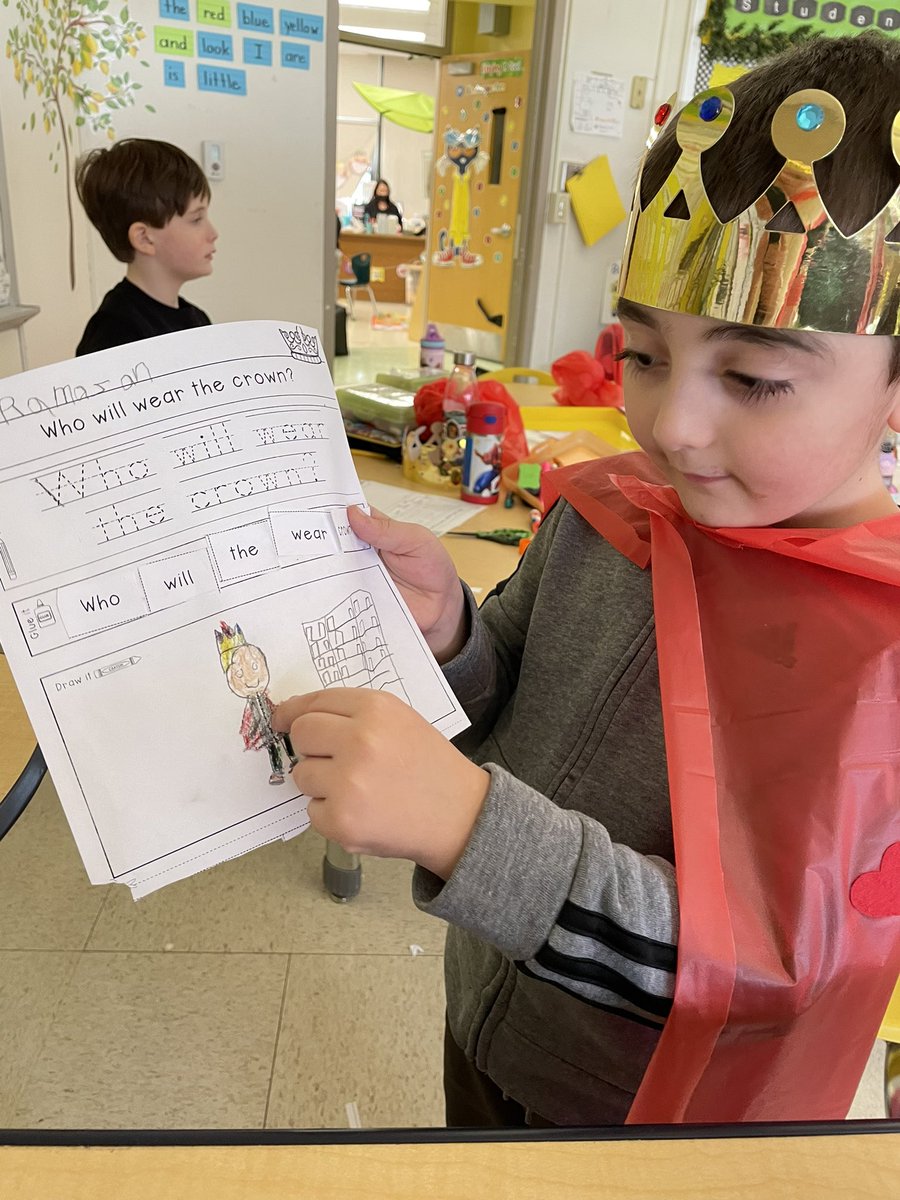 American Royalty 👑@GillHallElem castle🏰 #cklakingsandqueens <a href="/amplify/">Amplify</a> #WErTJ #WErTJK