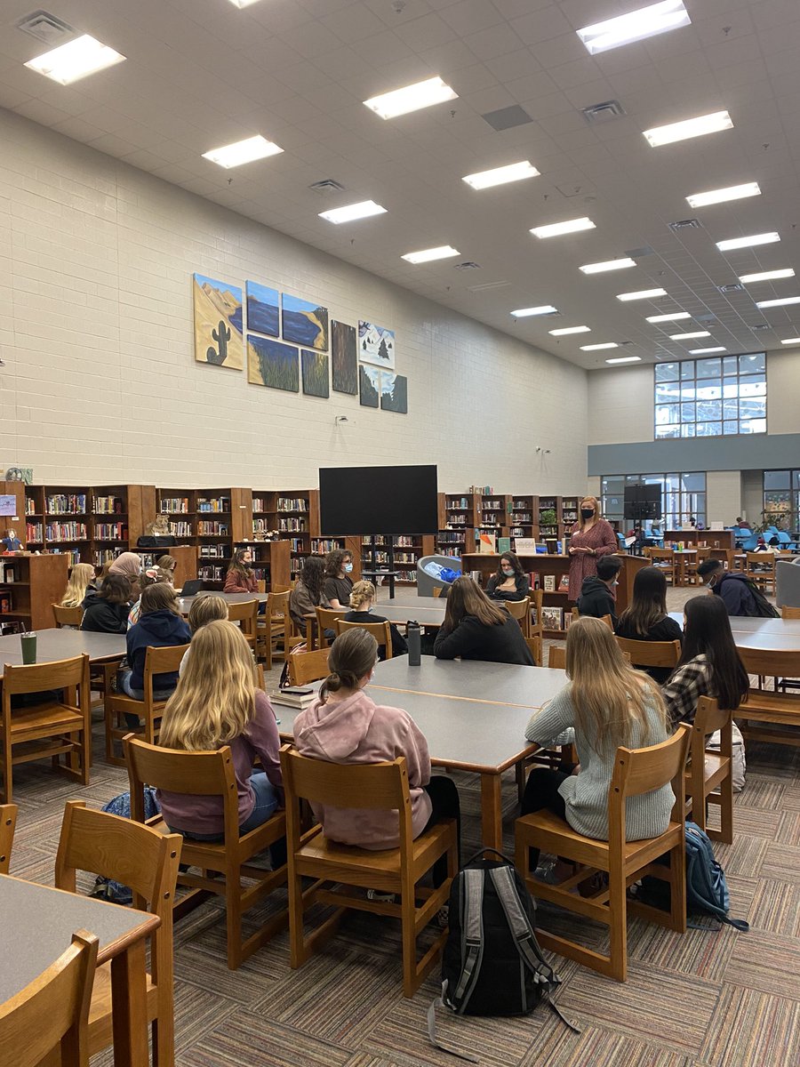 ECCALibrary's tweet photo. Thank you @A_Goodwin90 for visiting our Genre Lit class today. We learned so much about @BNKnoxville and how they genrefy to match readers with their perfect book! #kcslmsbooklove #hvalibrary https://t.co/Q6AcY2CGy6