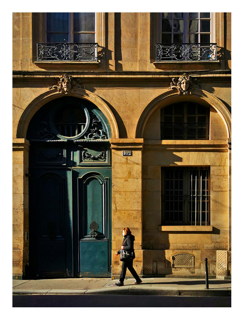 MAlphabetique's tweet image. Au 102 : hôtel de Sainte-Aldegonde (première moitié du XVIIIe siècle).
#paris7 #ruedubac