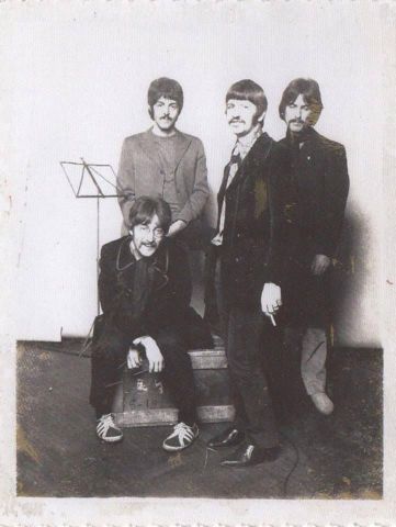 comfort for beatles stans (@comfort4beatles) on Twitter photo 